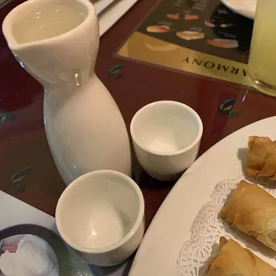 Saki, vegetable spring rolls