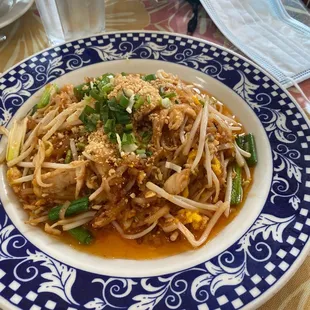 Pad thai