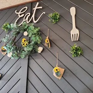 Dining room decoration