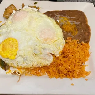 a plate of mexican food