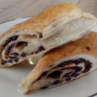 Currant Roll*