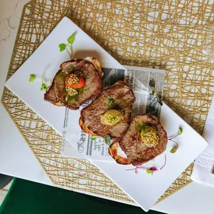 Filet Mignon Crostini