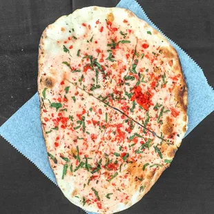 a flat bread pizza