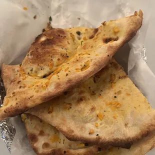 Garlic naan