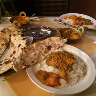 Aloo matar, vegetable mango, basmati rice, and rotis (all vegan)! Great service!