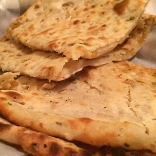 KESHMERI NAAN! YOU NEED TO TRY THIS!!
