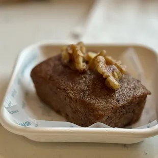 Sticky toffee cake