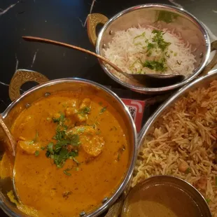 Buttered chicken with rice