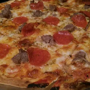 Crispy thin crust pizza