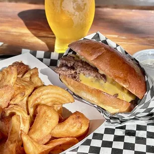 Swagyu "OG" Burger, Sidewinder fries, and Beachwood beer