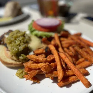 These yam fries.... Of yes please... oh and a sandwich....:)