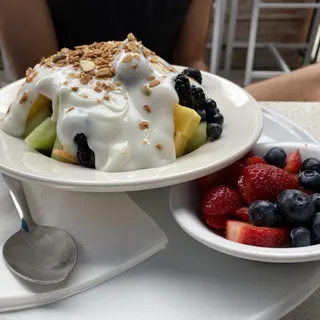 Granola And Fruit