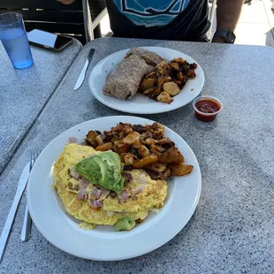 mexican burrito &amp; Ham n Ham omlette @ YES