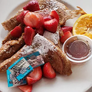 French Toast with Fresh Strawberries 3