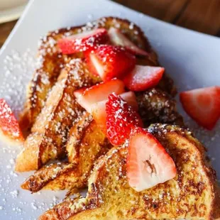 French Toast w strawberries