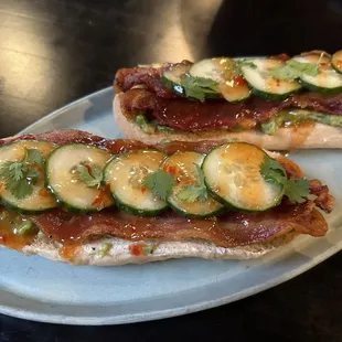 Avocado toast with bacon