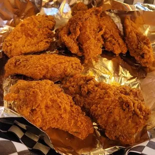 Regular wings