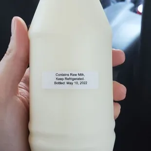 This was the only bottle of raw milk available on the morning of 5/16/2022