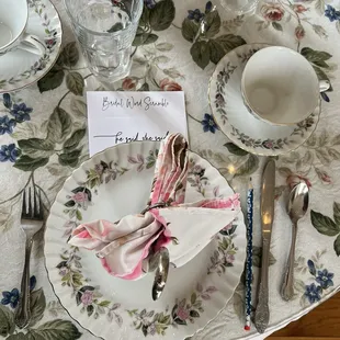 Table setting