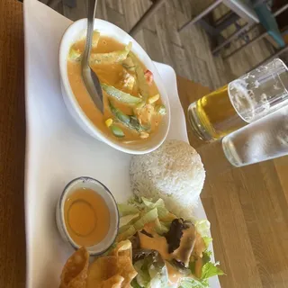 L12. Red Curry Lunch Special