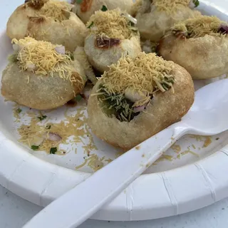 Sev Batata Puri