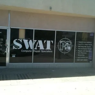 Front entrance across from dagneys cafe