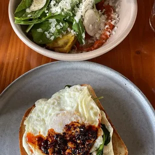 Spanish tortilla &amp; The toast