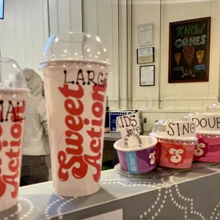Different sizes of cups for your ice cream or shake