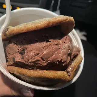 Single Scoop Ice Cream Sandwich