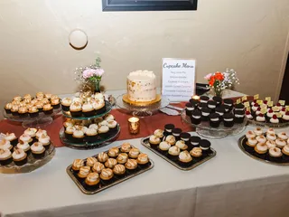 Cupcakin' Bake Shop