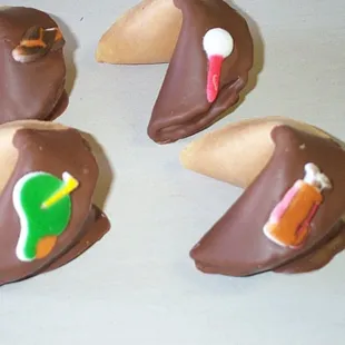 Golf fortune cookies.