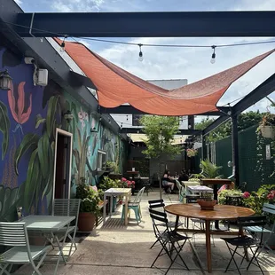 Nice outdoor patio.