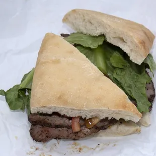 Tri-tip sandwich