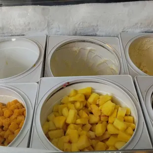 ice cream/yogurt and fresh fruits