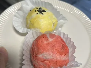 Pink Box Bakery Cafe