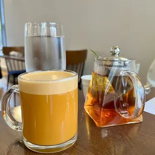 Special request for hot Thai tea with oat milk.  Delicious.