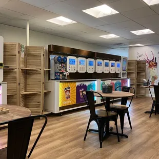 Dispensers to build your own bubble tea