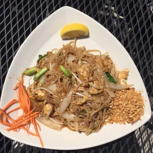 Chicken pad Thai