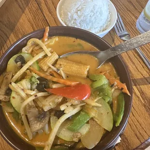 Red curry with tofu and veggies