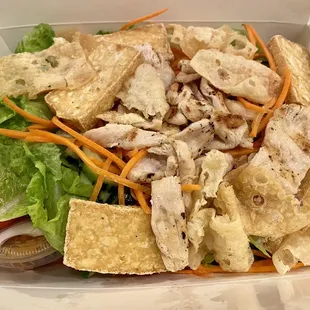 Peanut Sauce Salad with Chicken