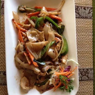 Dinner portion of the pad kee mao. Kind of thought it was a small portion or maybe I just like a lot of food for a small person.