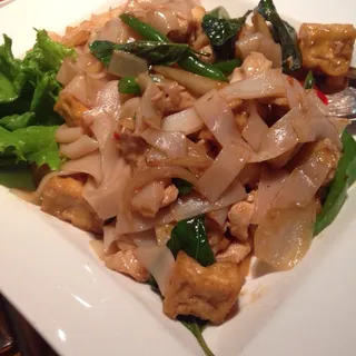 Spicy noodle (Pad Kee Mao)