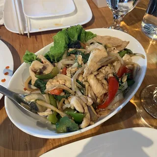 Sweet Basil (Pad Krapow)