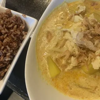Yellow Curry (Kaeng Karee)