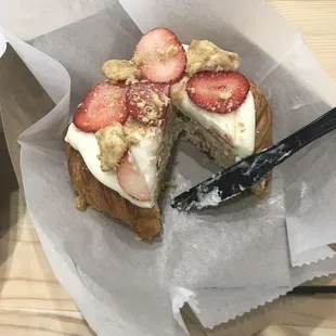 Strawberry cheesecake snail