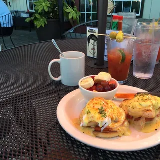 Eggs Benedict