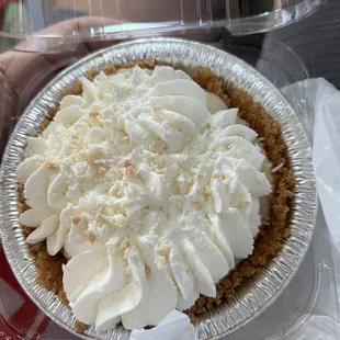 Cocunut cream Mini Pie