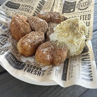 Classic Beignets