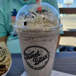 Oreo Milkshake
