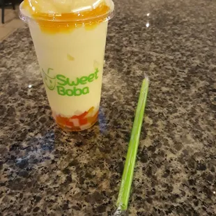 mango yogurt smoothie